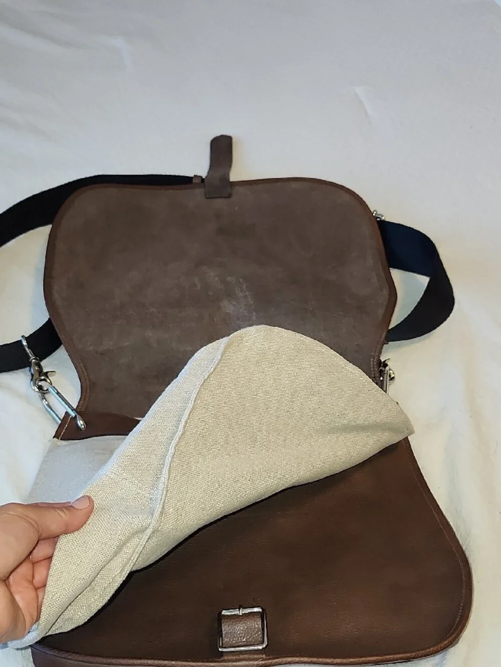 Brown Italian Leather Messenger Bag with Adjustable Strap